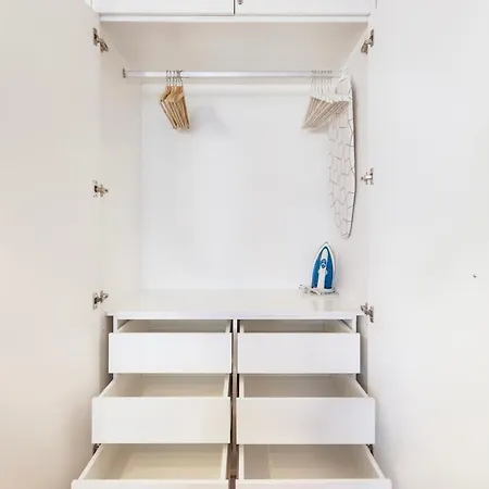 Colosseum Building - Gamma Appartement *